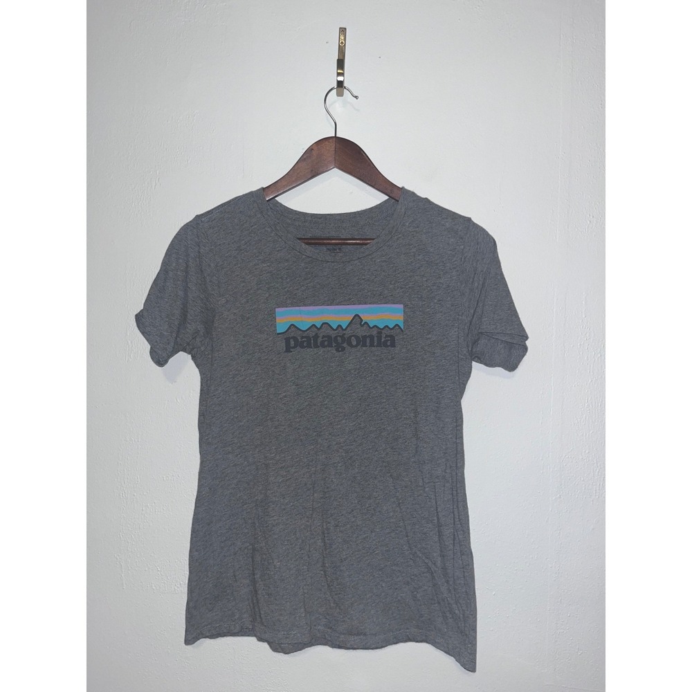Patagonia Womens Grey Heather Logo Graphic T-Shirt Size S Regular Fit
